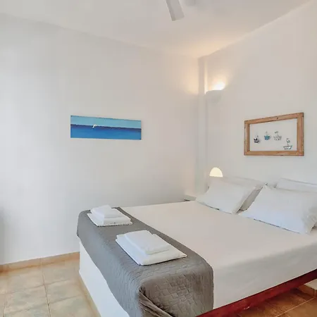 Glaros Antiparos Town