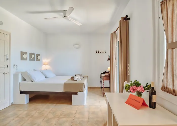 Glaros Antiparos Town