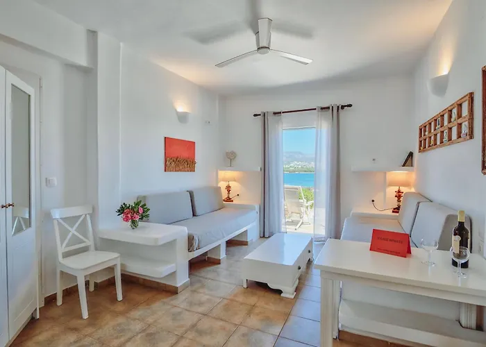 Glaros Antiparos Town