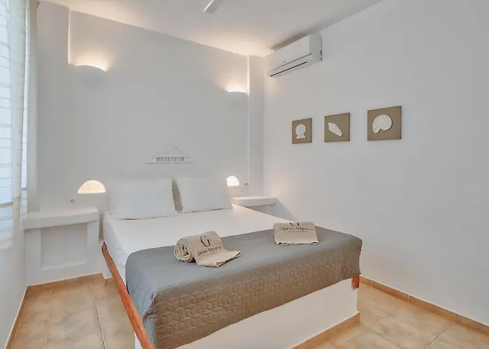 Glaros * Antiparos Town