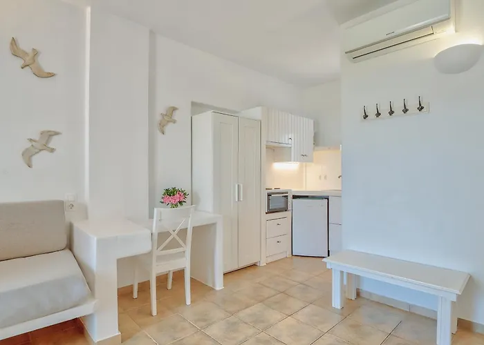 Glaros Apartamento *